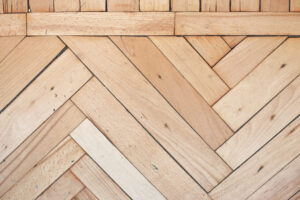 Poradnik wyboru idealnego wykończenia dla Twojej podłogi drewnianej